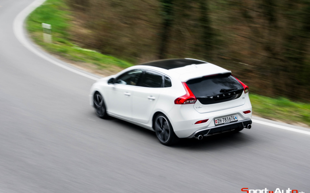 ESSAI VOLVO V40 T5 R-DESIGN