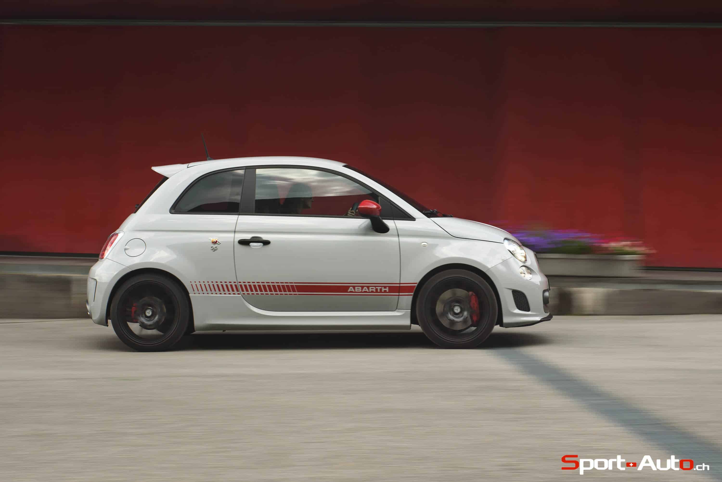 Housse Frein à Main Abarth 595 - Protection Cuir Personnalisée