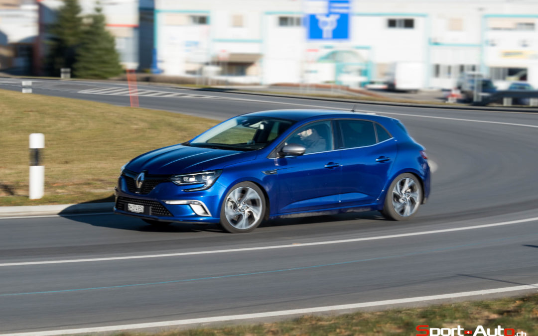 ESSAI RENAULT MEGANE GT