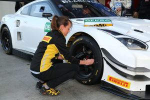 ADAC GT Masters test new Pirelli tyres