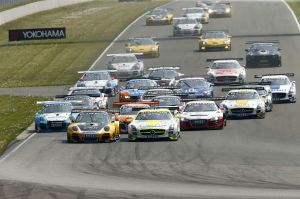 Electric atmosphere in the north: Curtain-raiser for the 2015 ADAC GT Masters at Oschersleben