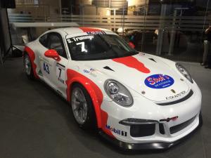 Simon Trummer rejoint le Fach Auto Tech en Supercup Porsche