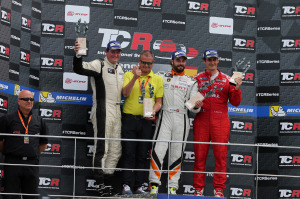 TCR – Stefano Comini remporte une nouvelle victoire et prend la tête du championnat