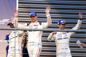 Porsche Team: Neel Jani, Marc Lieb, Romain Dumas (l-r)