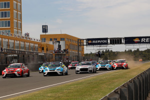TCR International Series Valencia, Spain 01 -03 May 2015