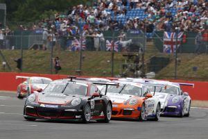 Porsche Supercup – Jeffrey Schmidt remonte dans le top 10