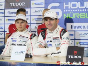 Marc Lieb, a g., et Romain Dumas au Nurburgring