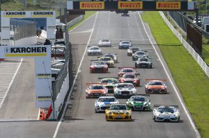 ADAC GT Masters with full grid in 2016