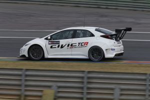 2016-2016 Valencia BoP Test---Honda Civic TCR Aku Pellinen