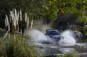 Volkswagen in Argentinien mit Ogier und Mikkelsen in Lauerstellung, Rückschlag für Latvala