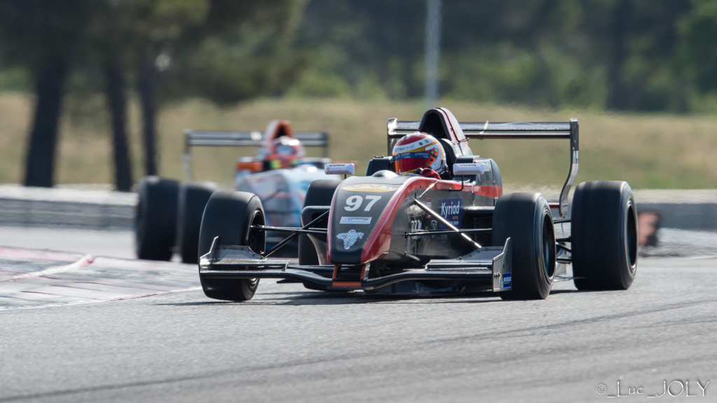 Formule 2.0 V de V : Retour gagnant pour David Droux sur le circuit Paul Riccard