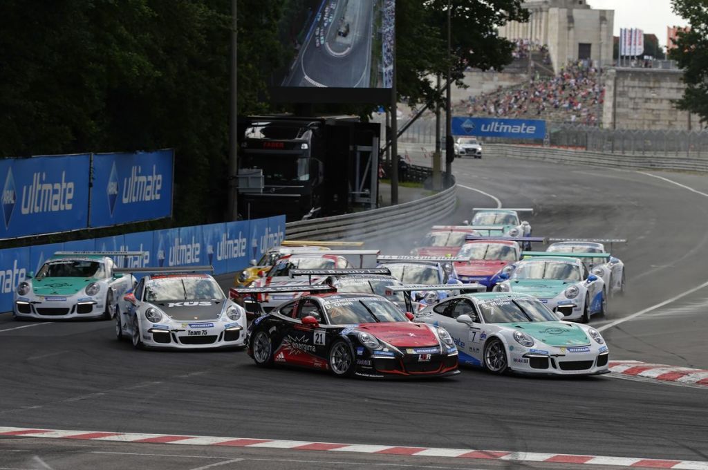 Sieben auf einen Streich: Porsche-Junior Sven Müller gewinnt am Norisring
