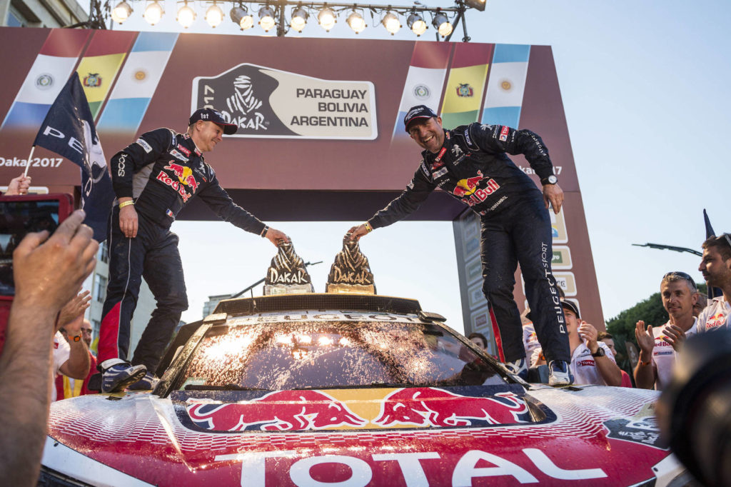 Dakar 2017 - Stéphane Peterhansel remporte sa 13e victoire ! triplé des Peugeot 3008DKR