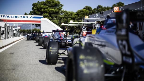 Thirty drivers and nine teams are ready to battle in the Formula Renault Eurocup