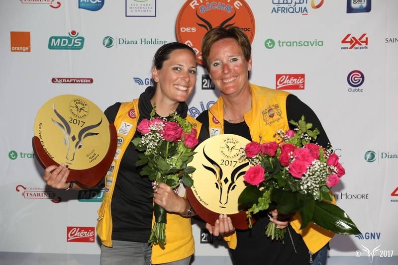 01-Les gagnantes Regine Zbinden (a dr.) et Lydia Christen@Photo Rallye Aicha des Gazelles