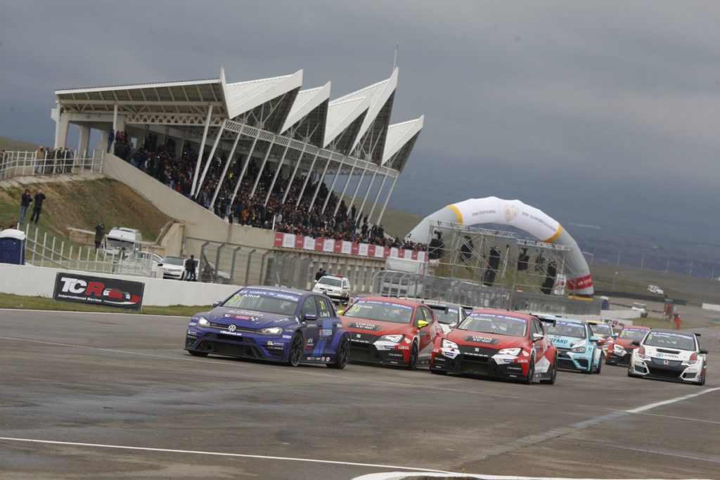 TCR International Series returns to Bahrain for F1 Grand Prix