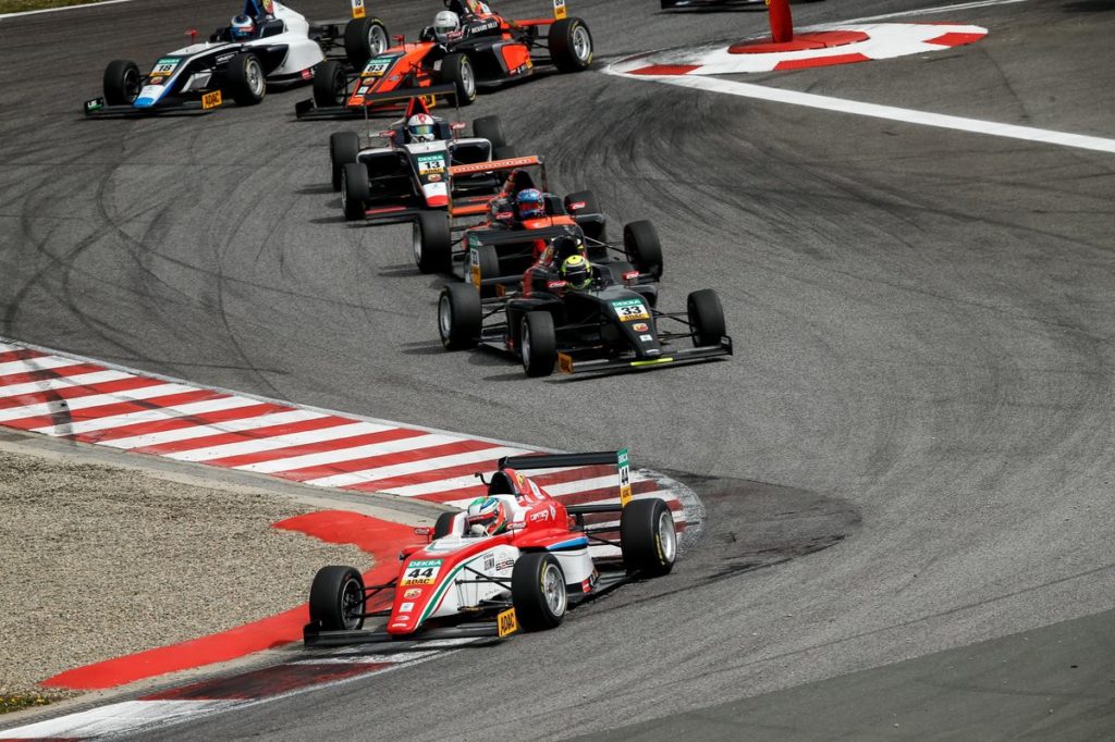 Juri Vips wins ADAC Formula 4 season opener