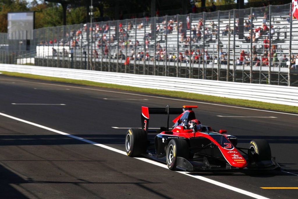 GP3 - Russell wins dramatic Monza race