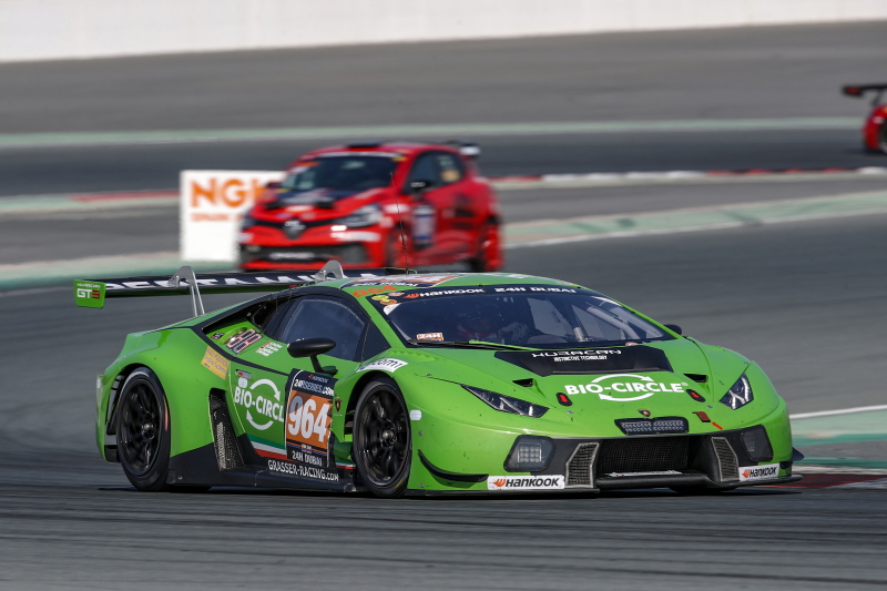 Mirko Bortolotti stellt GRT Grasser Racing Team-Lamborghini auf Pole für die 24H Dubai