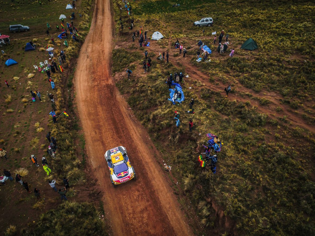 Dakar glory up in the air as convoy arrives in La Paz for Rest Day