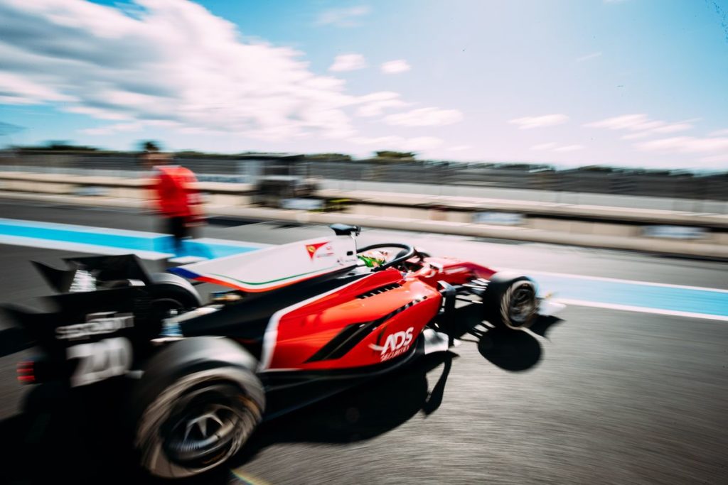 Norris keeps on shining on Day 2 of Le Castellet test - Louis Delétraz on top 5
