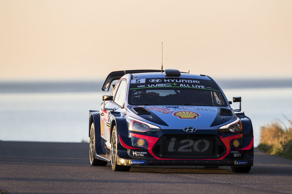 Hyundai Motorsport continues to fight for a podium position in Tour de Corse
