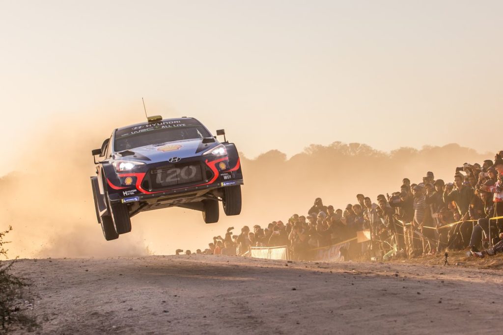 Hyundai Motorsport finds itself involved in a close podium fight at the end of the opening day of Rally Argentina
