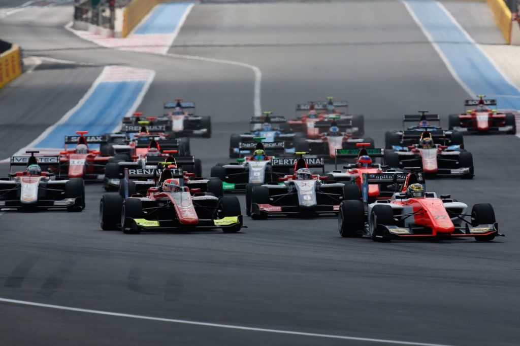 GP3 - Boccolacci wows home crowd with Le Castellet victory