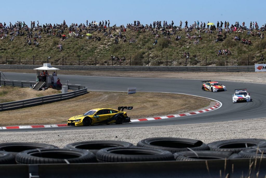 DTM at Zandvoort: Four BMW drivers pick up points in Saturday’s race by the North Sea