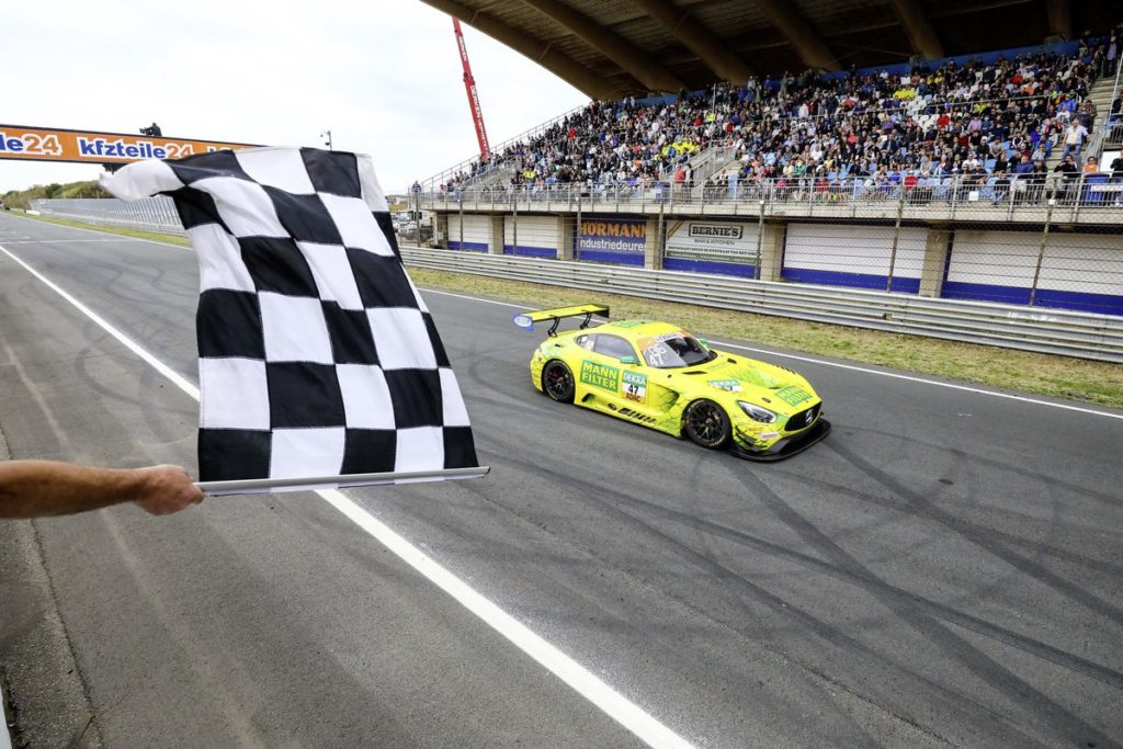 Meisterschaftsführung und Podium für den Mercedes-AMG GT3 beim ADAC GT Masters