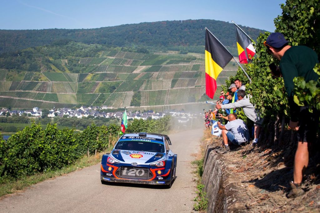 WRC - Thierry Neuville erringt Platz zwei bei der Rallye Deutschland
