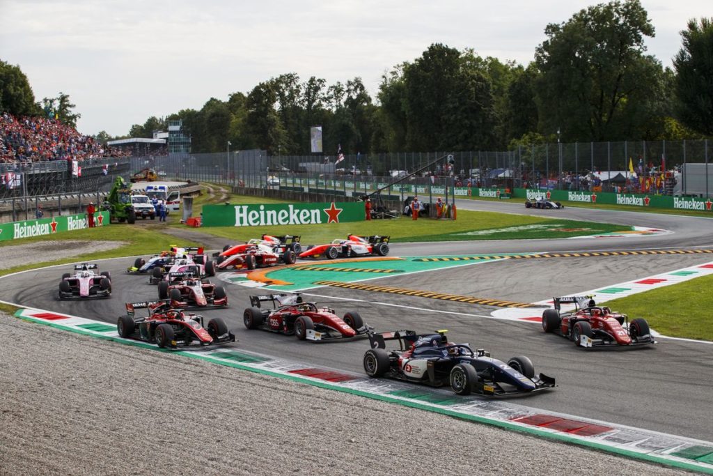 FIA Formula 2 - Makino powers to magical Monza Feature Race victory