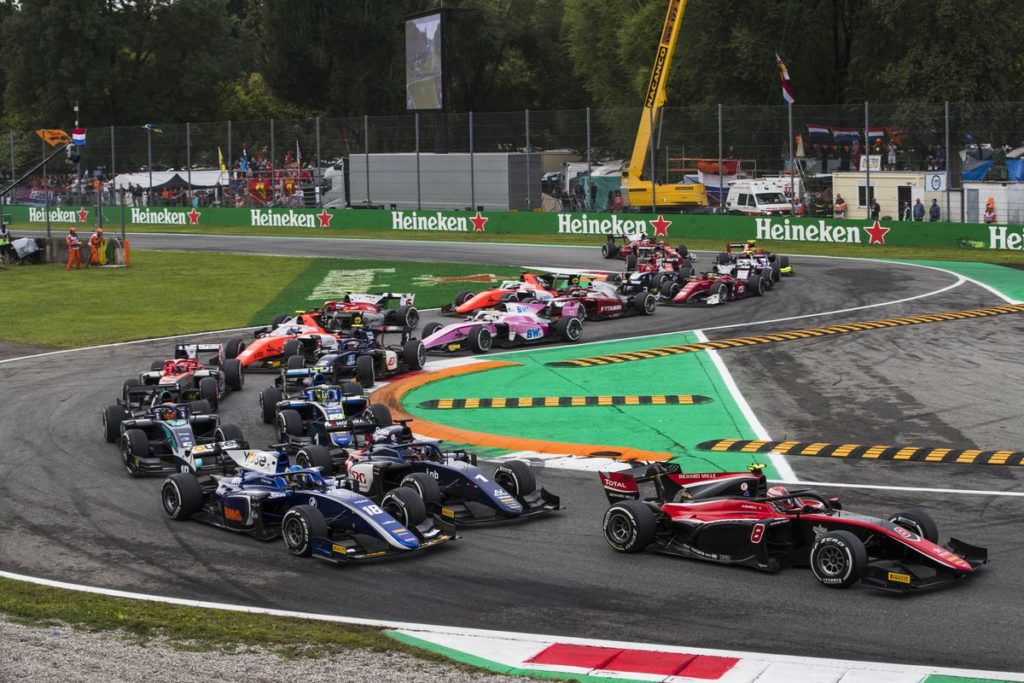 FIA formula 2 - Russell holds off Markelov for Monza Sprint Race win