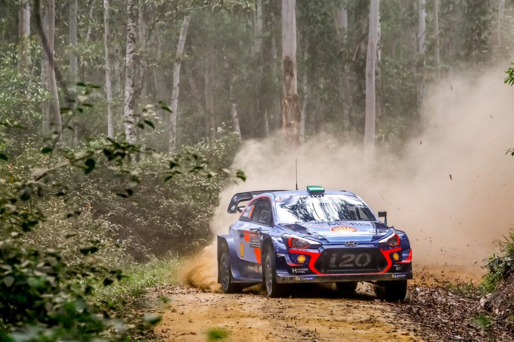 WRC - Hyundai Motorsport holds a provisional podium in Rally Australia as Hayden Paddon