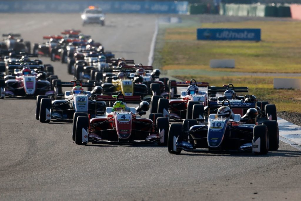 Already 16 cars on the 2019 Formula European Masters entry list