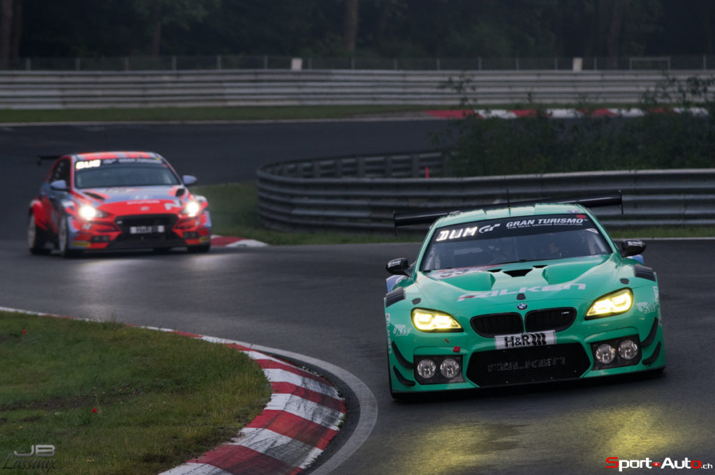 Falken Motorsports fährt auf dem Nürburgring auf Platz sechs – Enttäuschung für übrige BMW M6 GT3 Teams