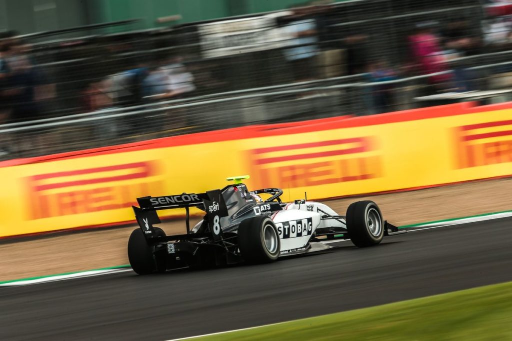 FIA Formula 3 - Fabio Scherer charges into F3 points at Silverstone