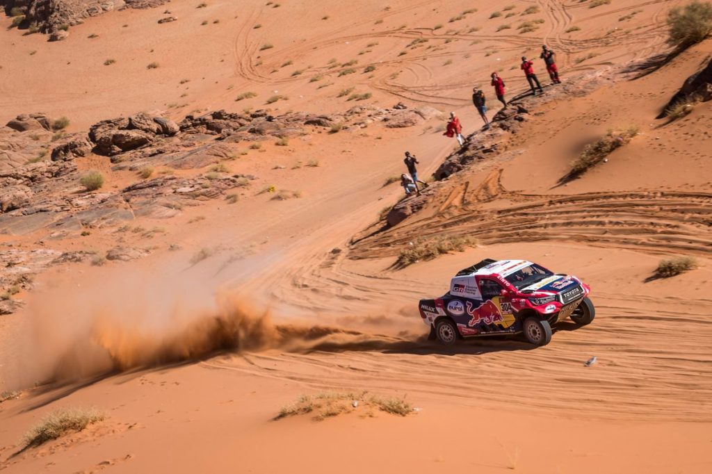 Stage 2 at Dakar Rally 2020 challenges convoy on rocky road north to Neom