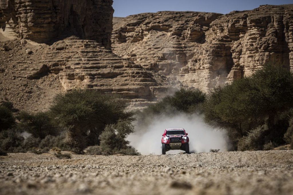 Front runners feel the heat on scorching Stage 9 at 2020 Dakar Rally