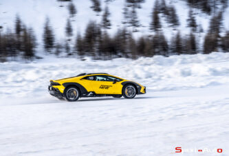 Lamborghini Esperienza Neve