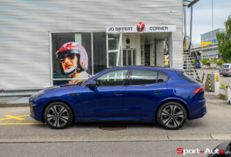 Sur les traces des pilotes suisses Maserati avec le Grecale Folgore